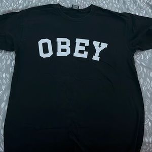 OBEY T-SHIRT